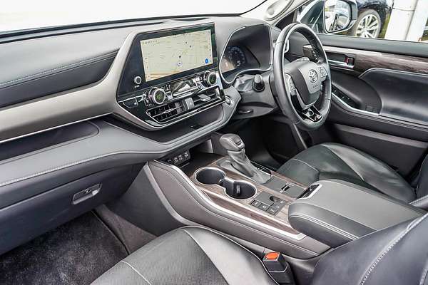 2024 Toyota Kluger Grande AXUH78R