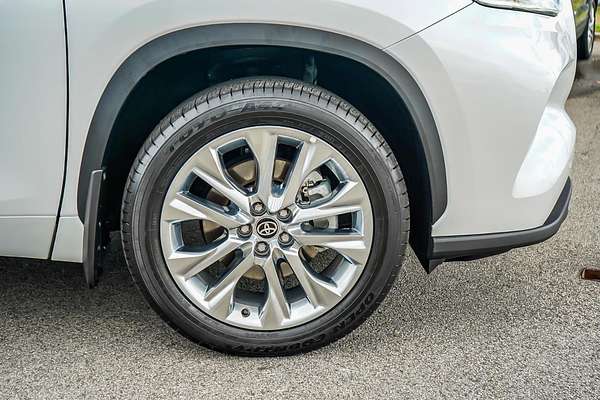 2024 Toyota Kluger Grande AXUH78R