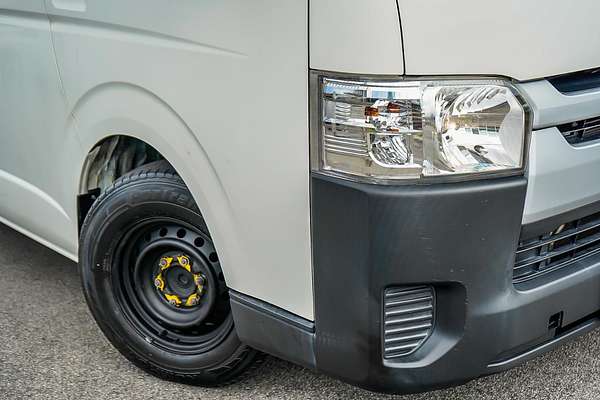 2017 Toyota Hiace KDH201R LWB