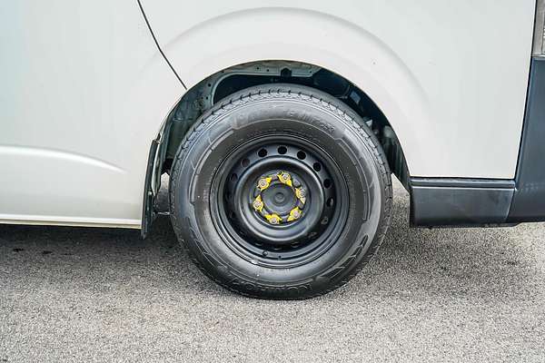 2017 Toyota Hiace KDH201R LWB