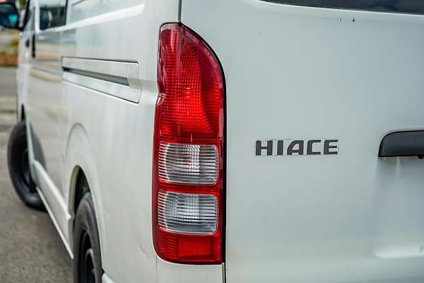 2017 Toyota Hiace KDH201R LWB