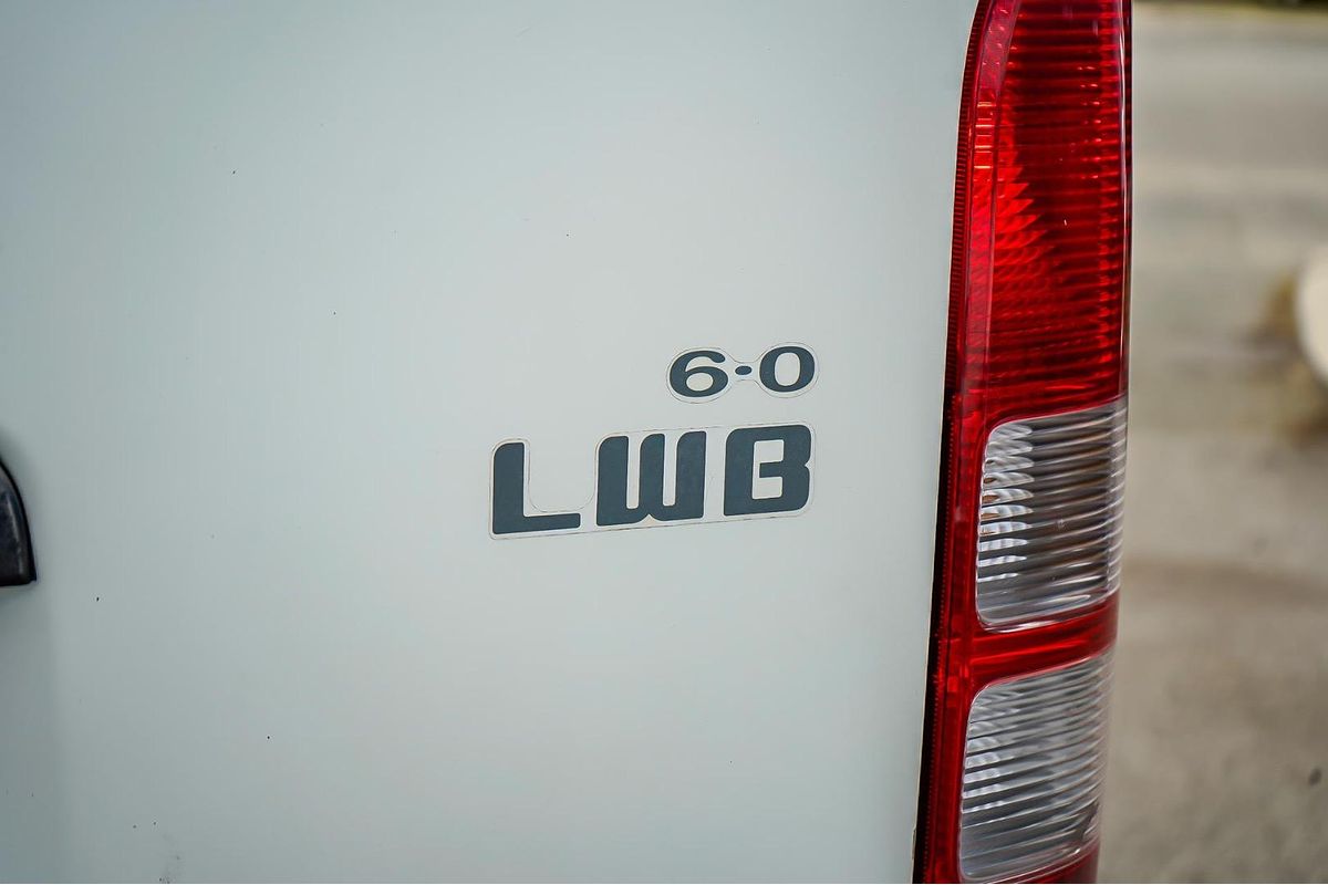 2017 Toyota Hiace KDH201R LWB