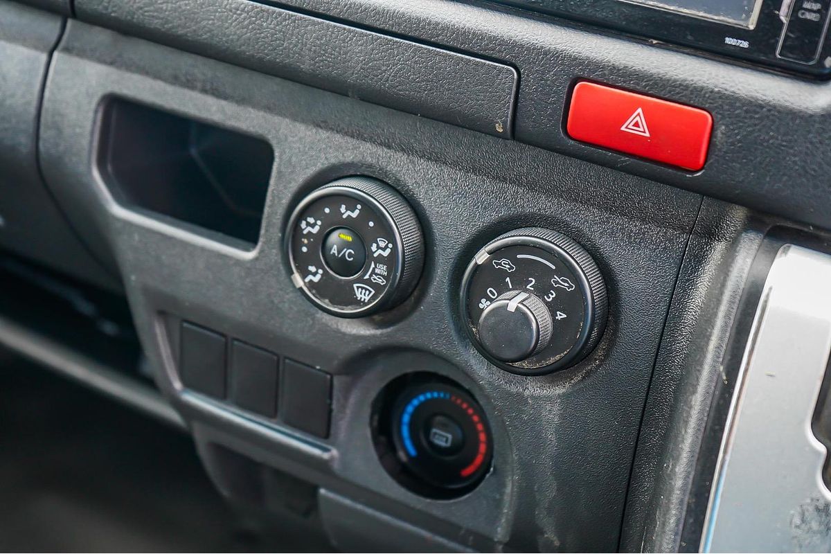 2017 Toyota Hiace KDH201R LWB