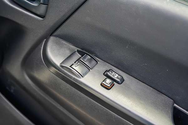 2017 Toyota Hiace KDH201R LWB