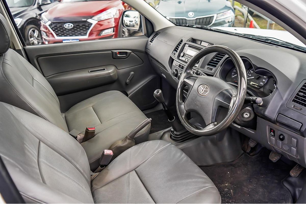 2013 Toyota Hilux Workmate TGN16R Rear Wheel Drive