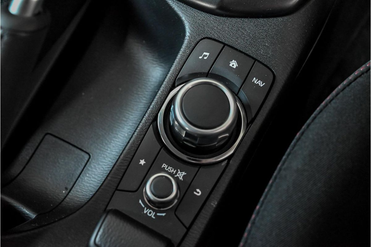 2025 Mazda 2 G15 Evolve DJ Series