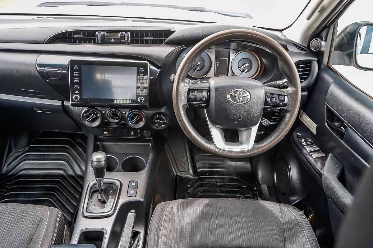 2021 Toyota Hilux SR GUN126R