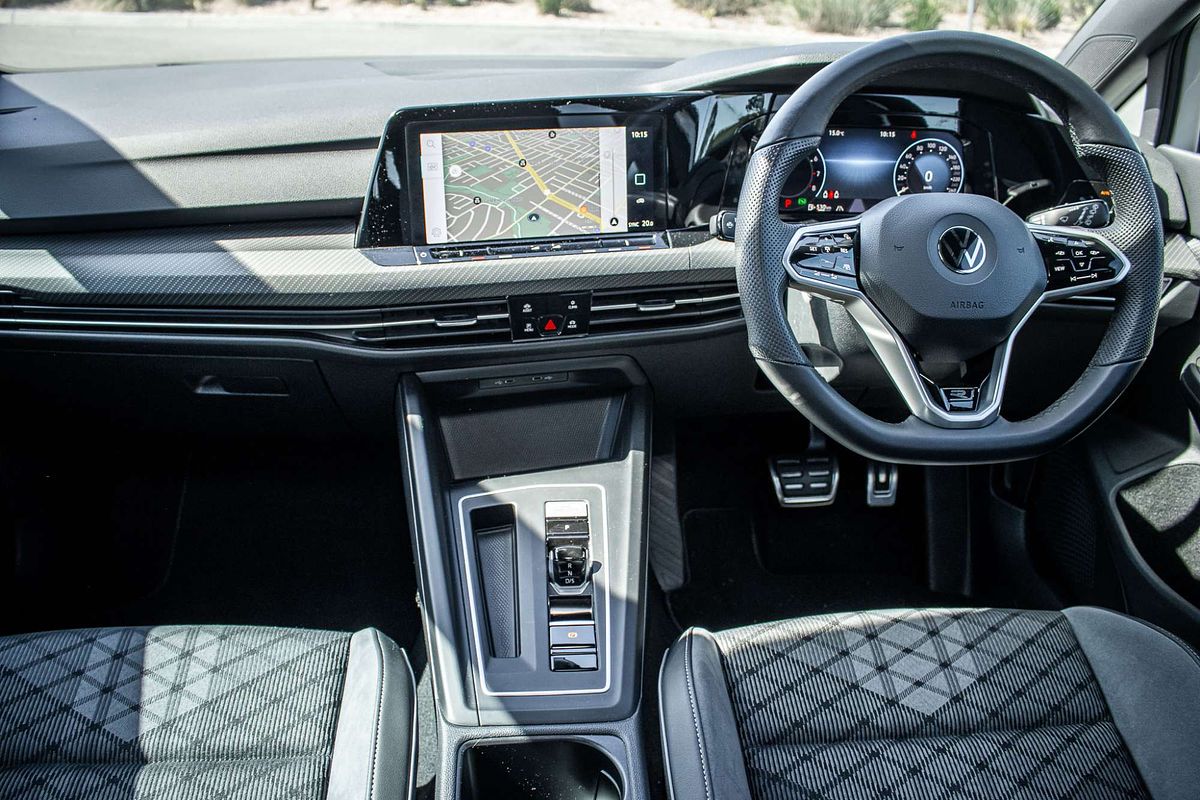 2022 Volkswagen Golf GTI 8