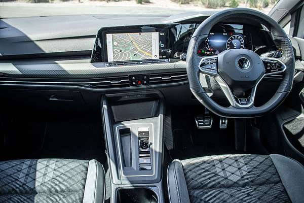 2022 Volkswagen Golf GTI 8