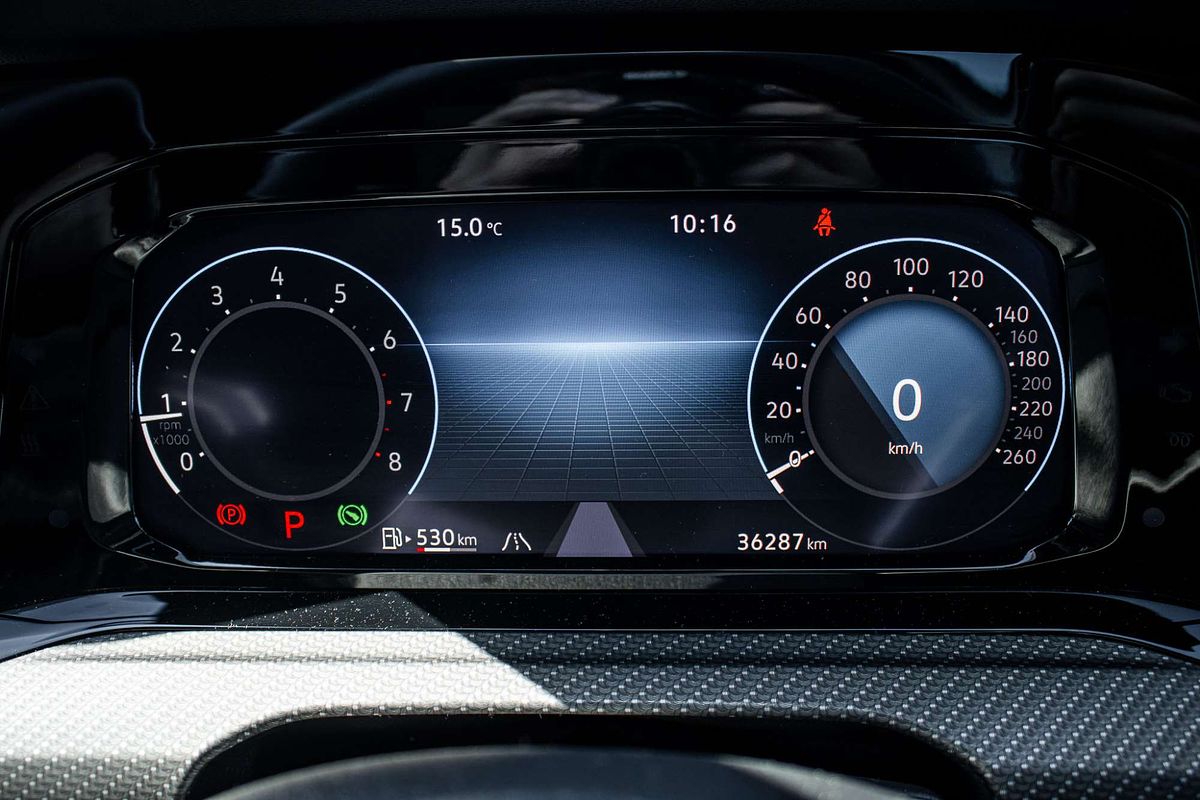 2022 Volkswagen Golf GTI 8