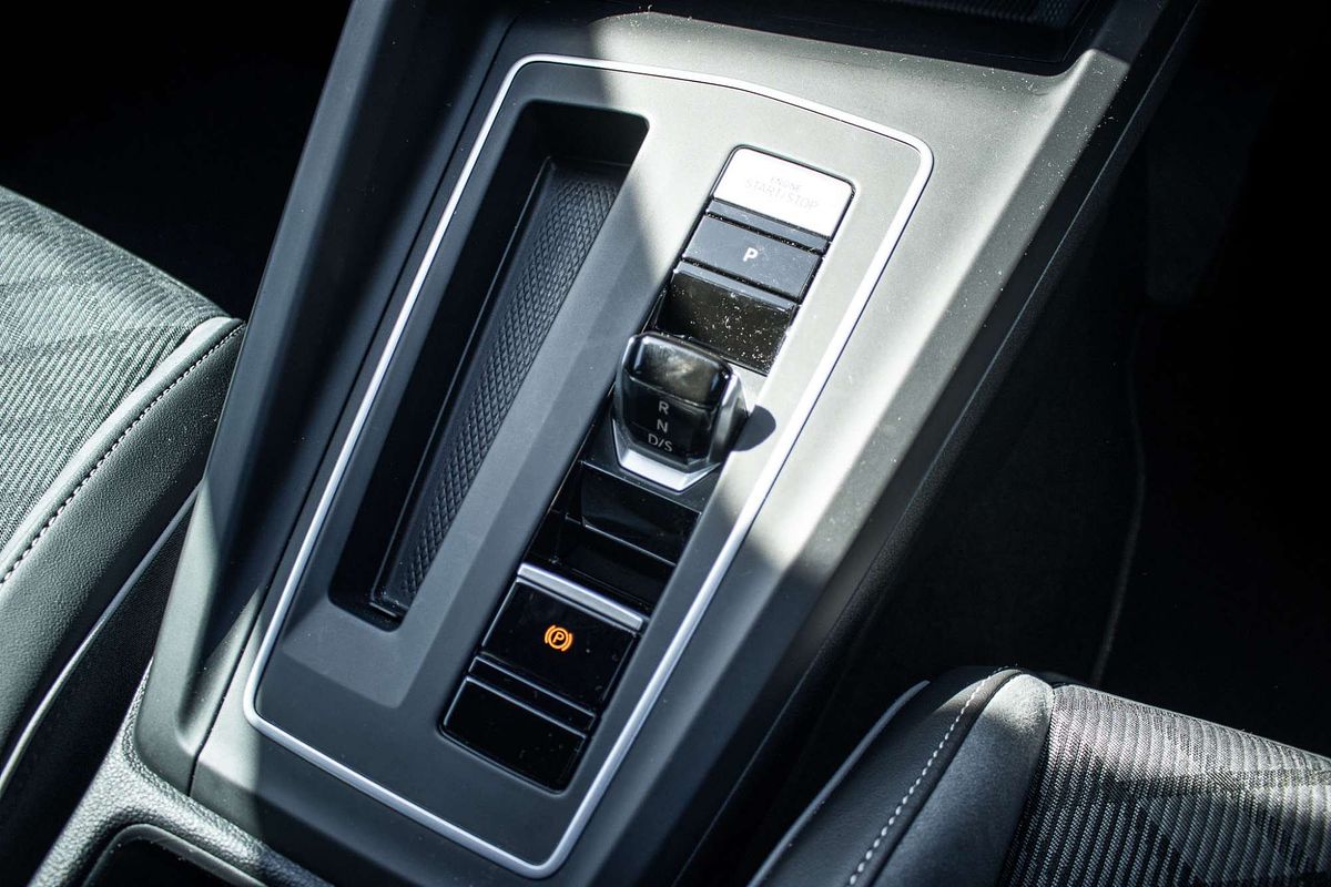 2022 Volkswagen Golf GTI 8