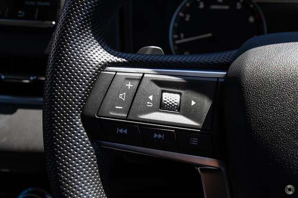 2025 Mitsubishi Outlander ES ZM