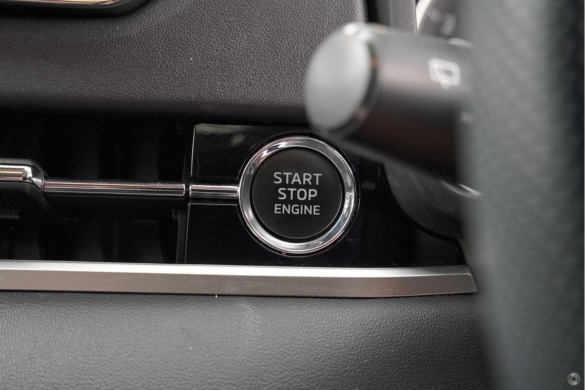 2025 Mitsubishi Outlander LS ZM