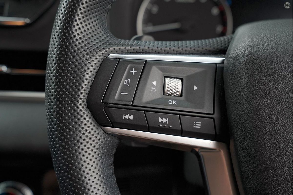 2025 Mitsubishi Outlander LS ZM