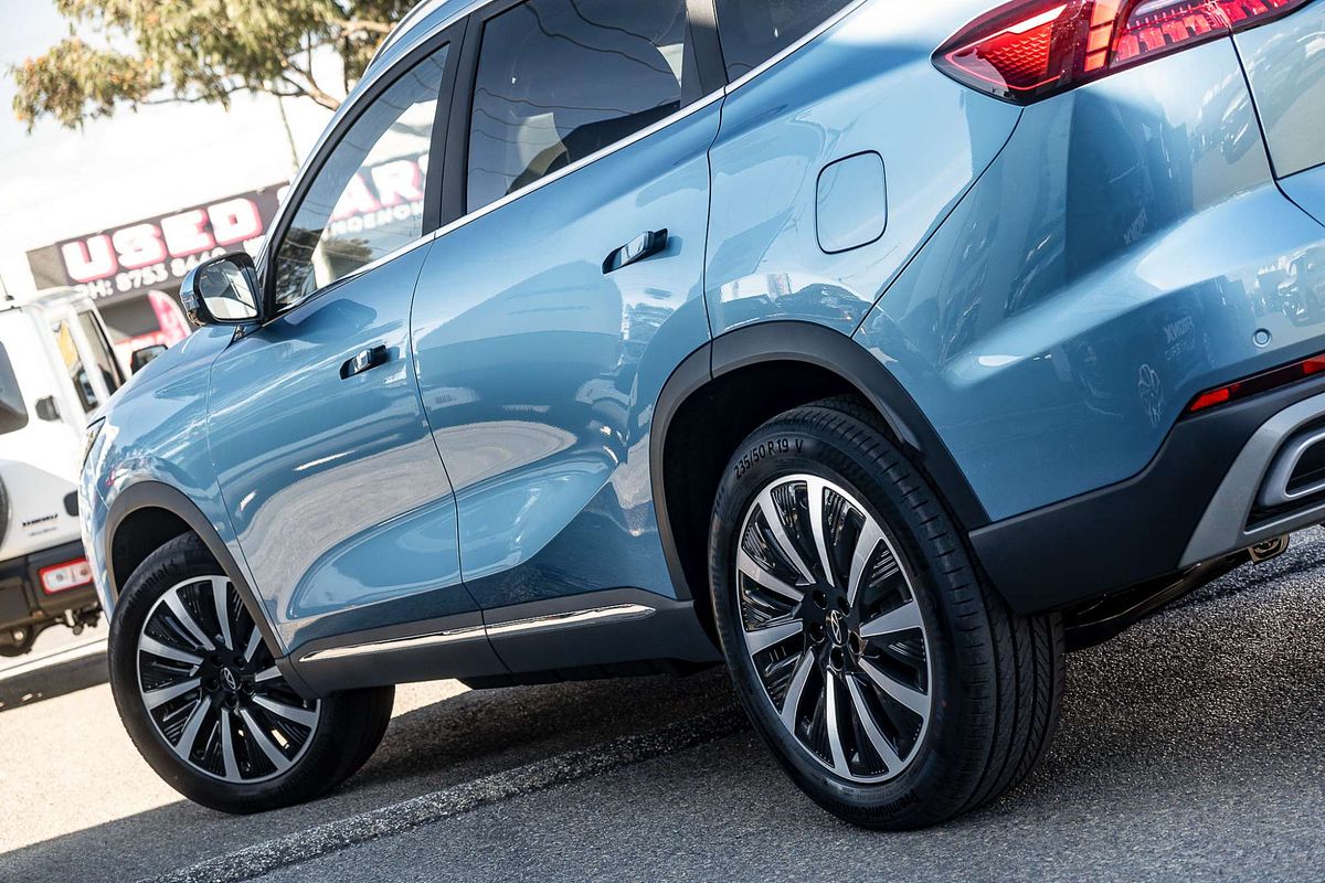 2025 Chery Tiggo 8 Super Hybrid Ultimate T31