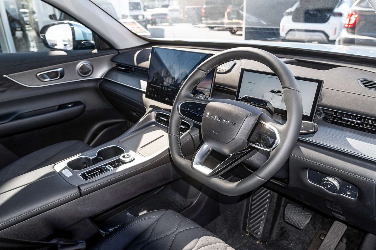 2025 Chery Tiggo 8 Super Hybrid Ultimate T31