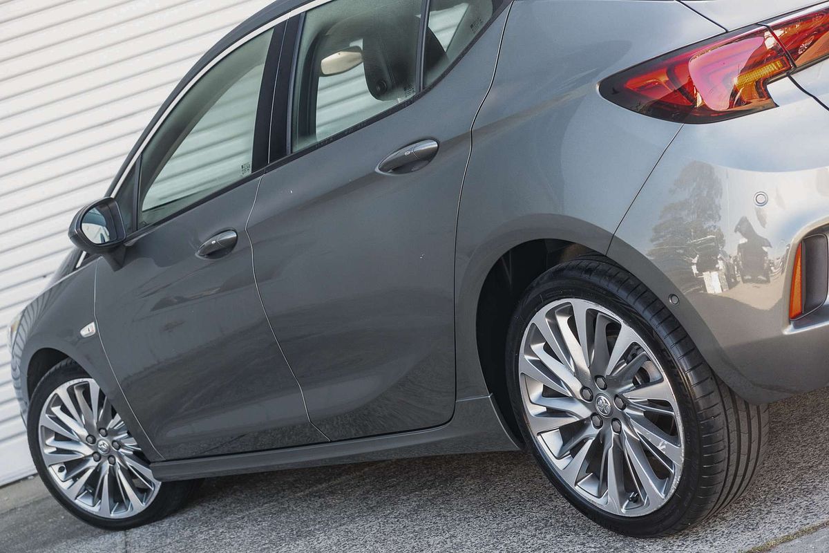 2017 Holden Astra RS-V BK