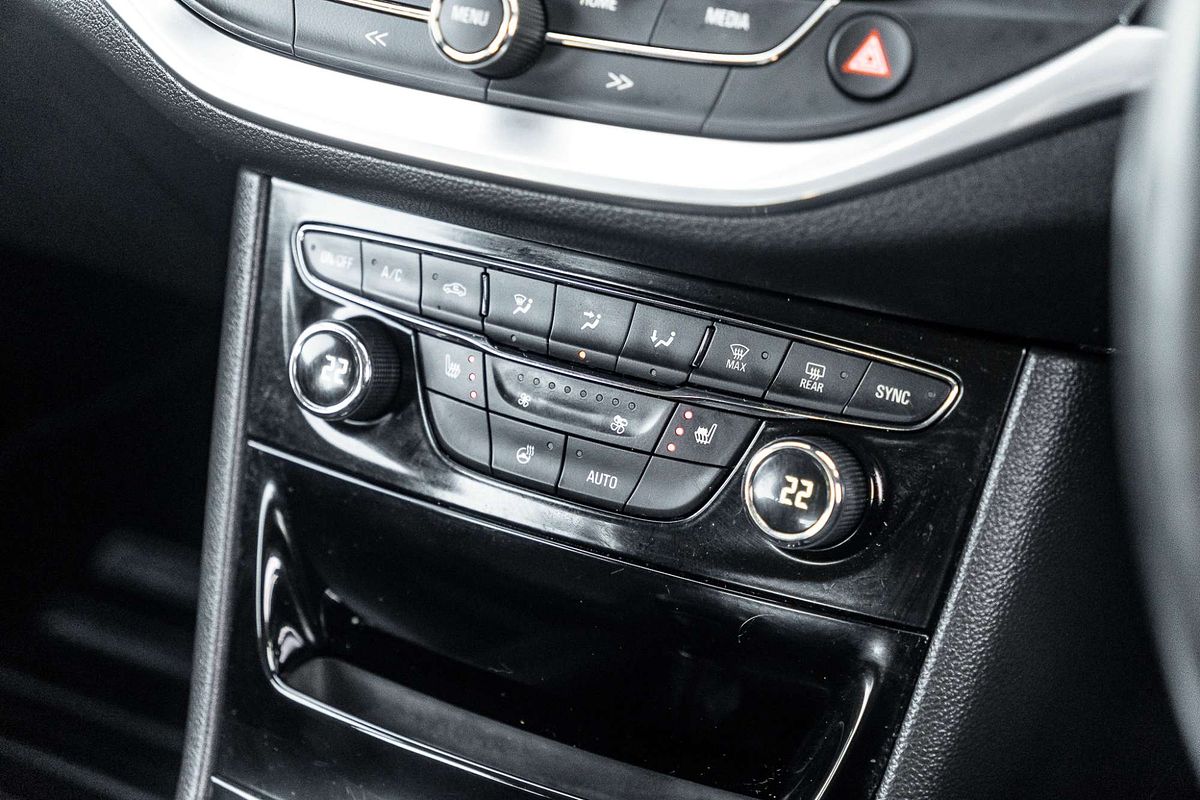 2017 Holden Astra RS-V BK