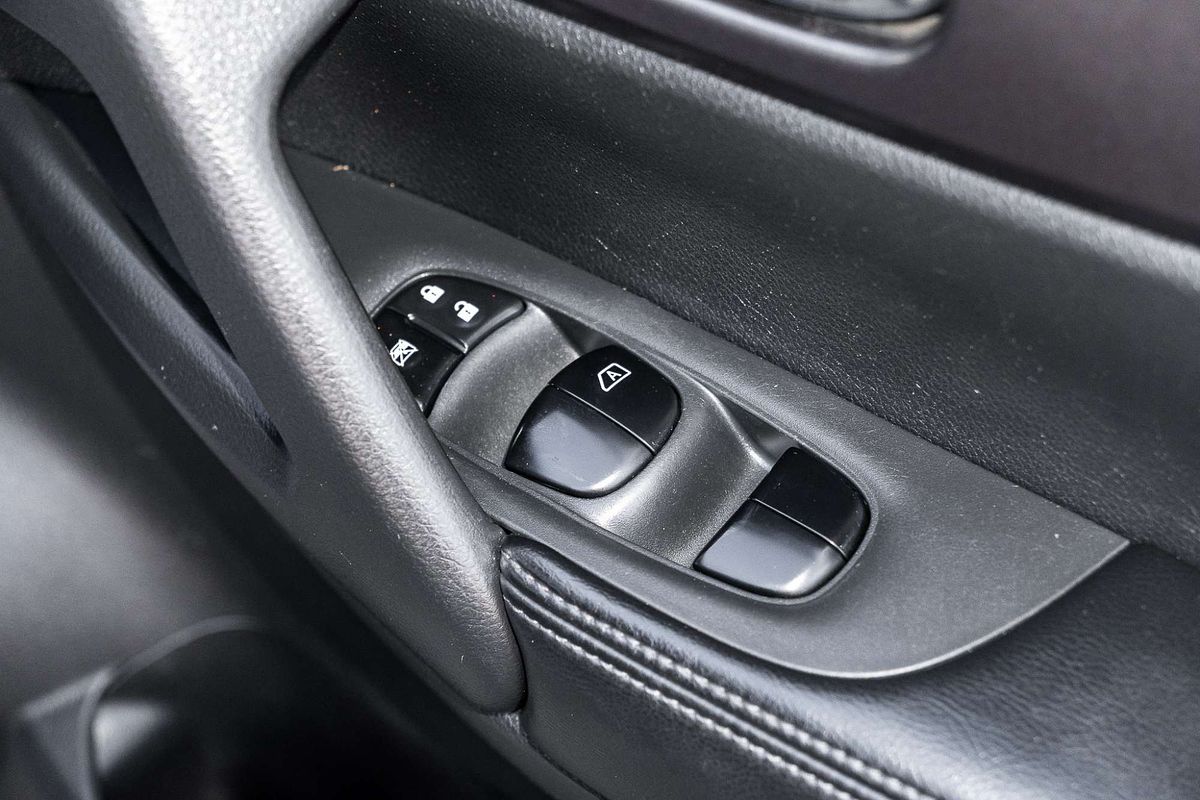 2016 Nissan X-TRAIL ST-L T32