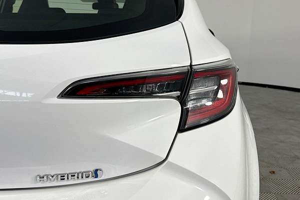 2020 Toyota Corolla Ascent Sport Hybrid ZWE211R