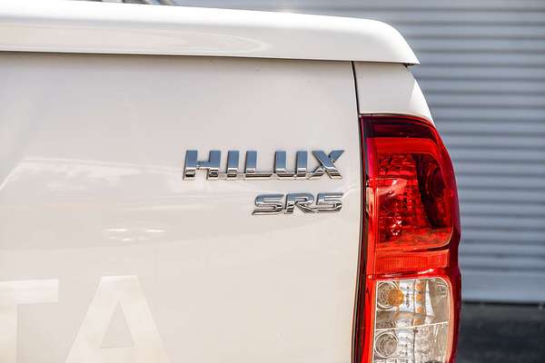 2017 Toyota Hilux SR5 GUN126R 4X4