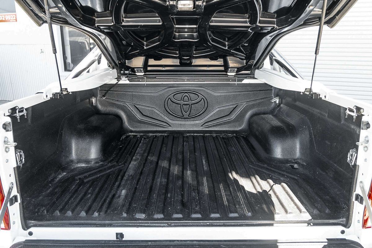 2017 Toyota Hilux SR5 GUN126R 4X4