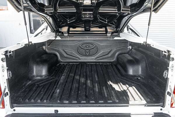 2017 Toyota Hilux SR5 GUN126R 4X4