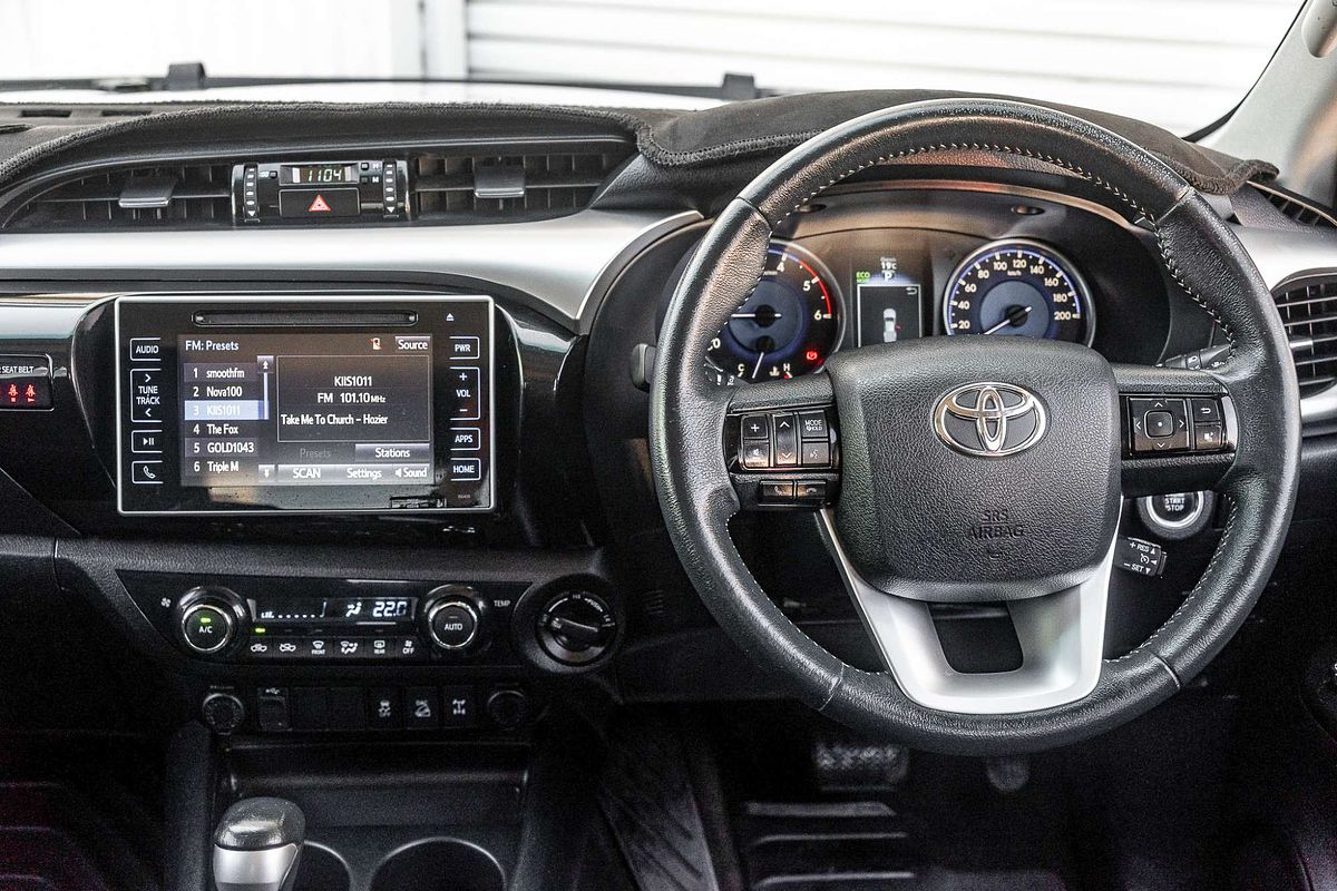 2017 Toyota Hilux SR5 GUN126R 4X4