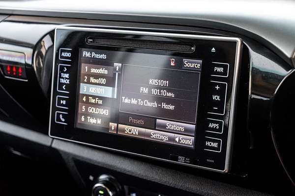 2017 Toyota Hilux SR5 GUN126R 4X4