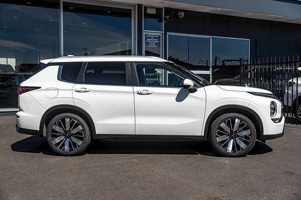 2025 Mitsubishi Outlander Aspire ZM