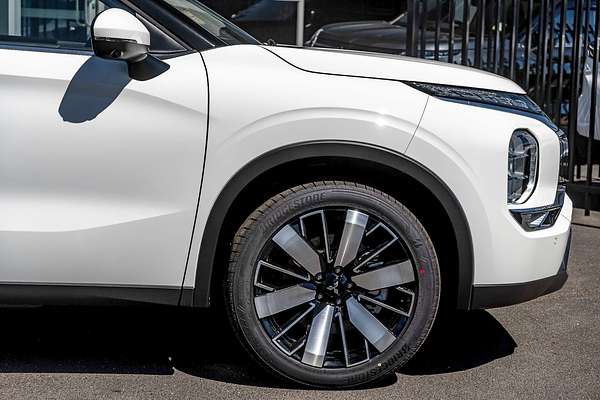 2025 Mitsubishi Outlander Aspire ZM