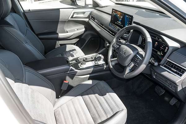 2025 Mitsubishi Outlander Aspire ZM