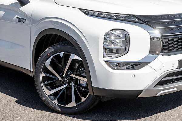 2025 Mitsubishi Outlander PHEV Aspire ZM