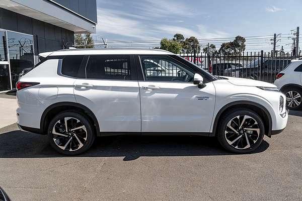 2025 Mitsubishi Outlander PHEV Aspire ZM