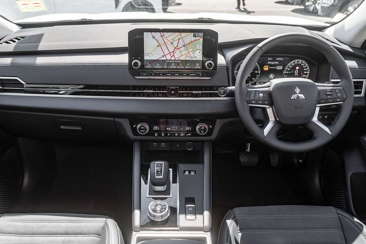 2025 Mitsubishi Outlander PHEV Aspire ZM