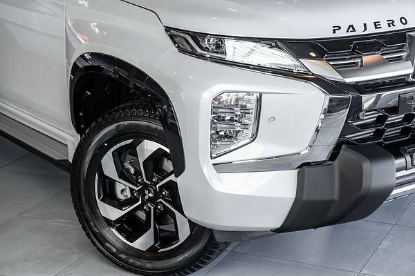 2024 Mitsubishi Pajero Sport Exceed QG