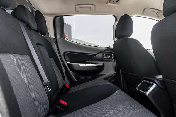 2020 Mitsubishi Triton GLS MR 4X4