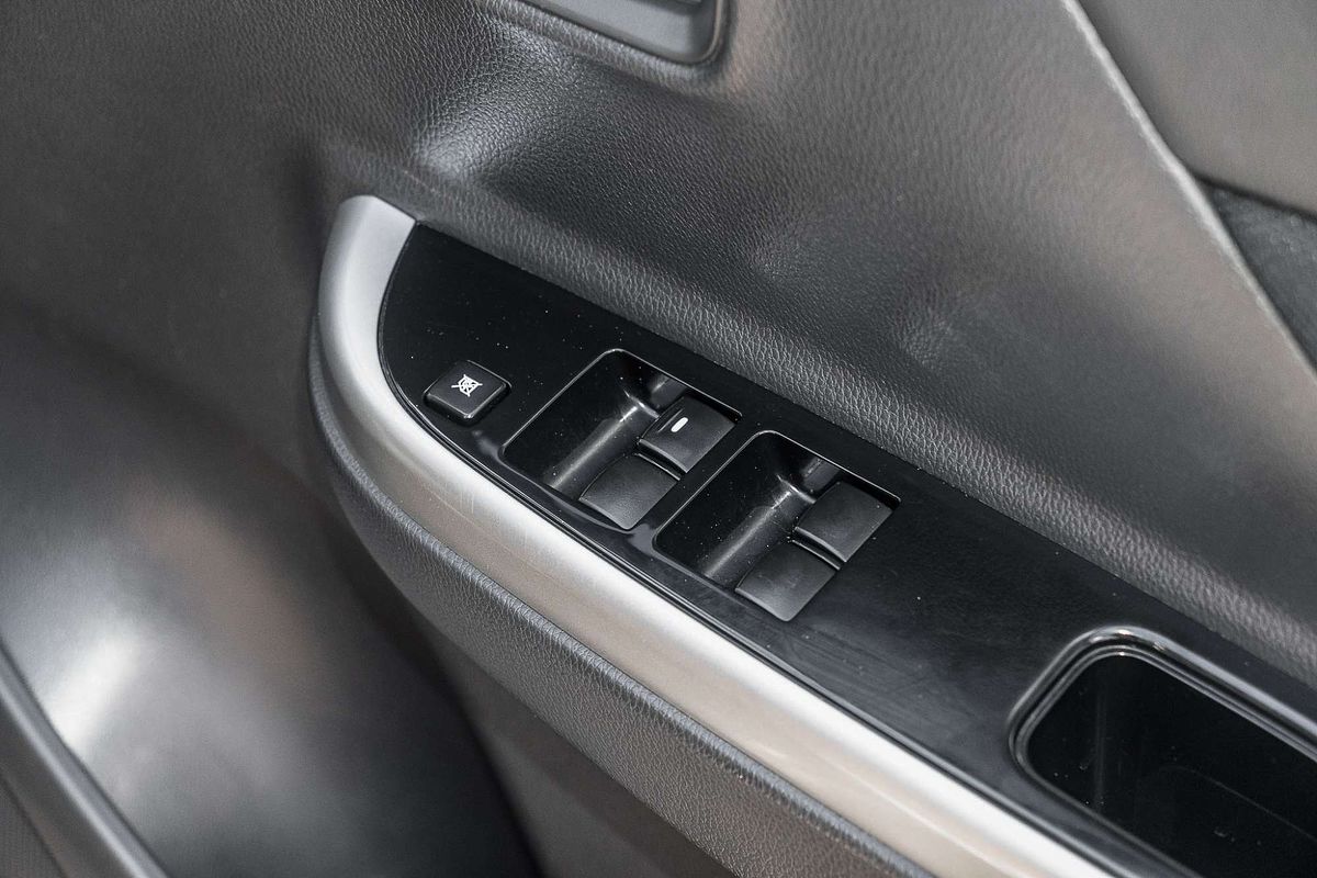 2020 Mitsubishi Triton GLS MR 4X4