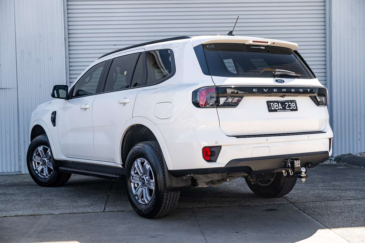 2024 Ford Everest Ambiente 2.0L