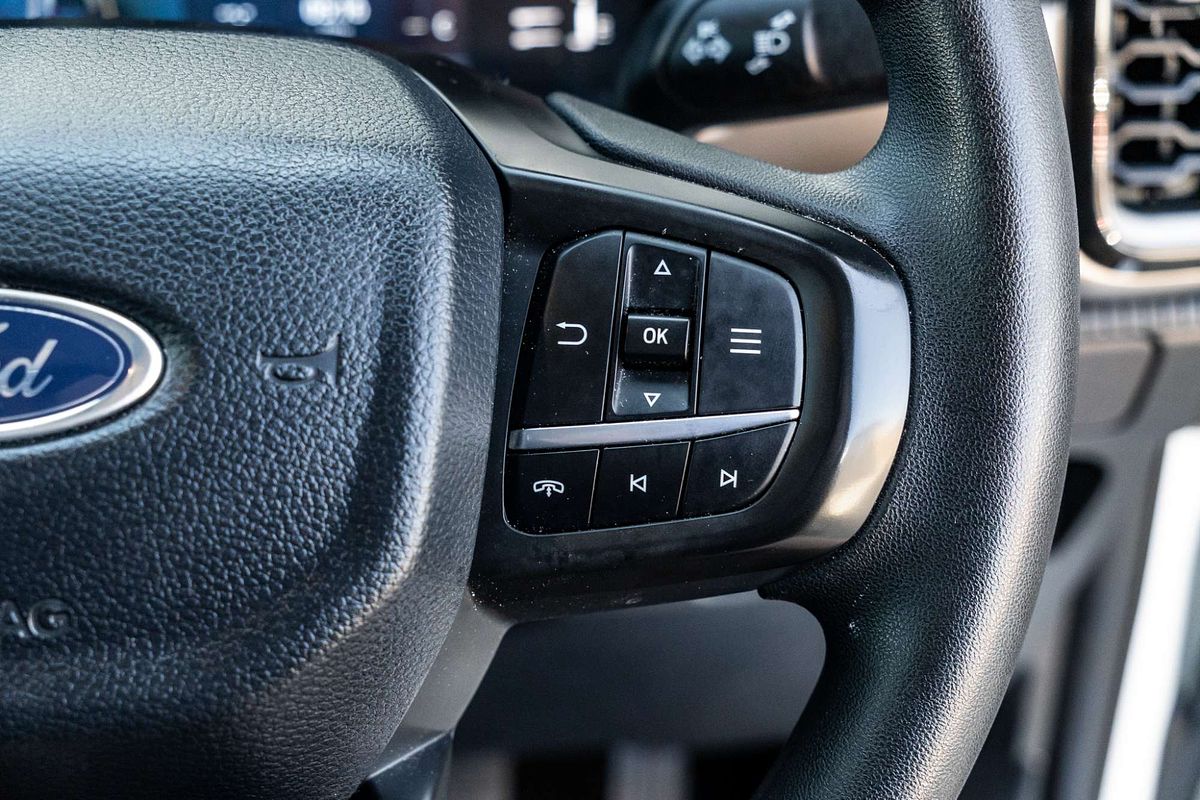 2024 Ford Everest Ambiente 2.0L