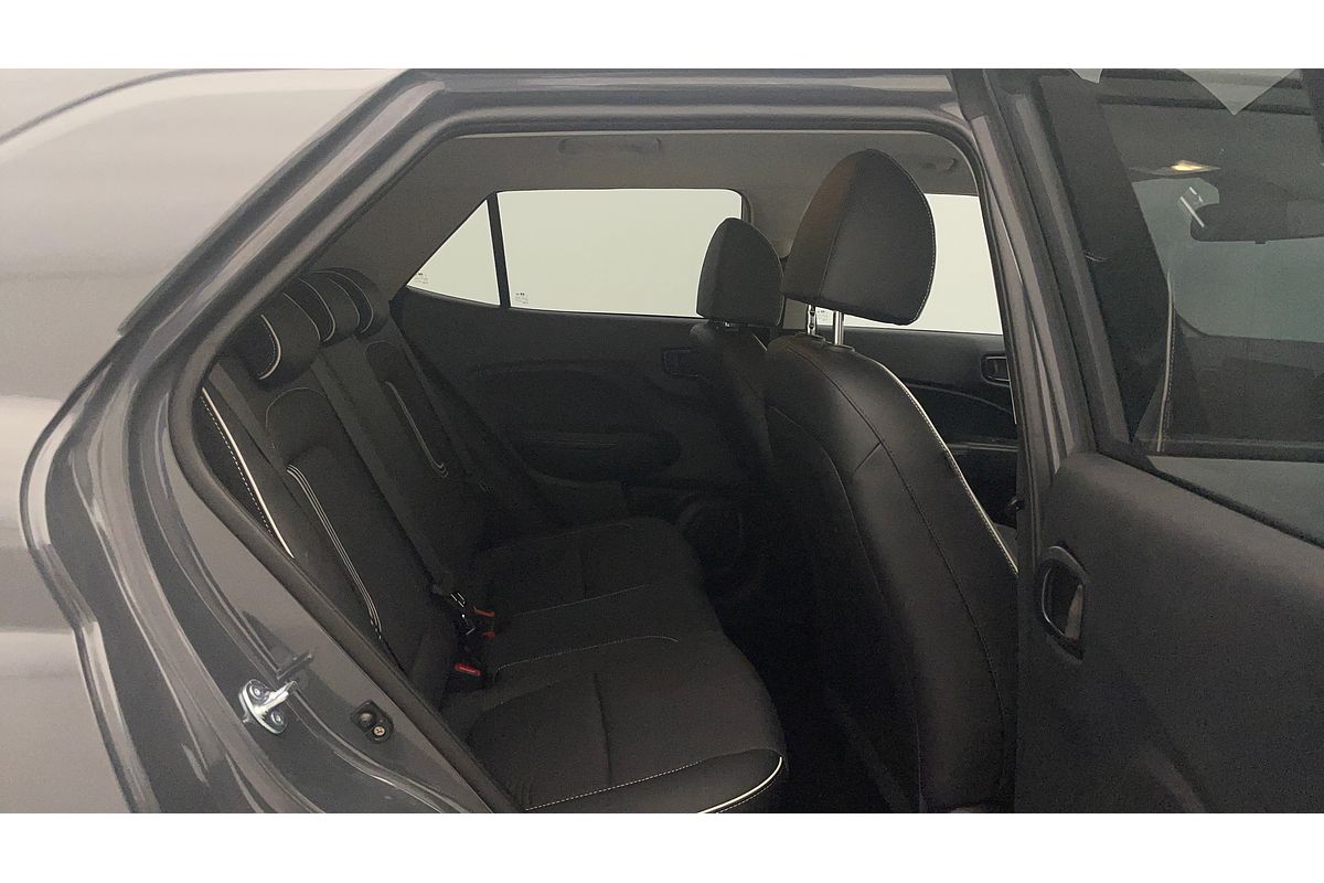 2024 Hyundai Venue Active QX.V5