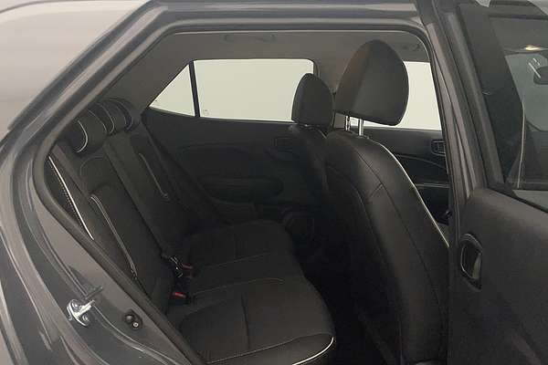 2024 Hyundai Venue Active QX.V5