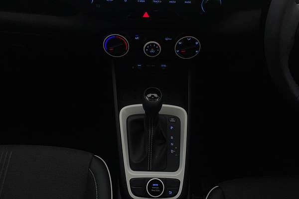 2024 Hyundai Venue Active QX.V5