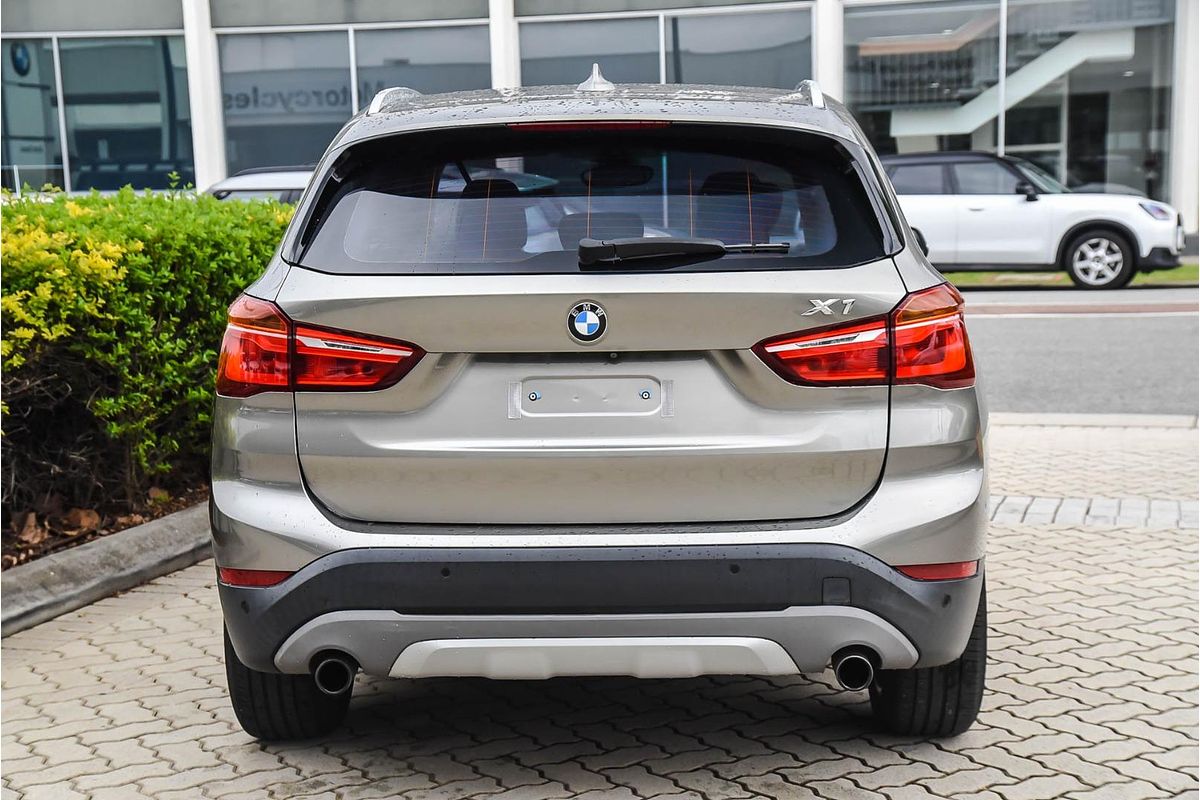 2016 BMW X1 sDrive20i F48