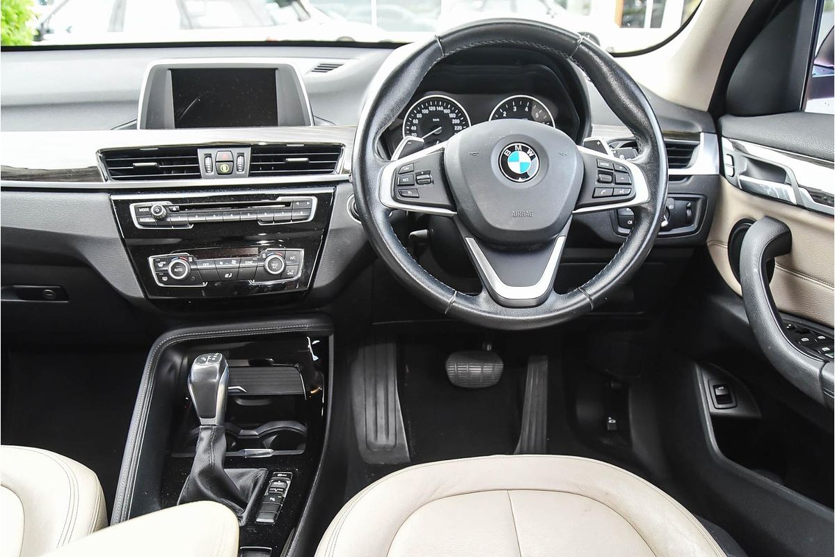 2016 BMW X1 sDrive20i F48