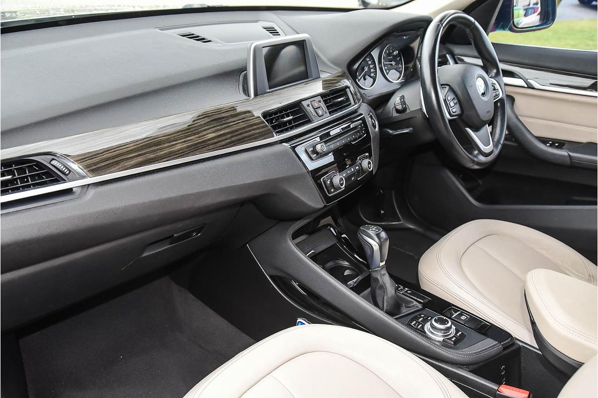 2016 BMW X1 sDrive20i F48