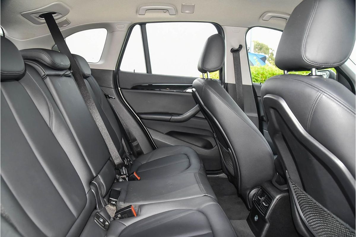 2015 BMW X1 xDrive20d F48