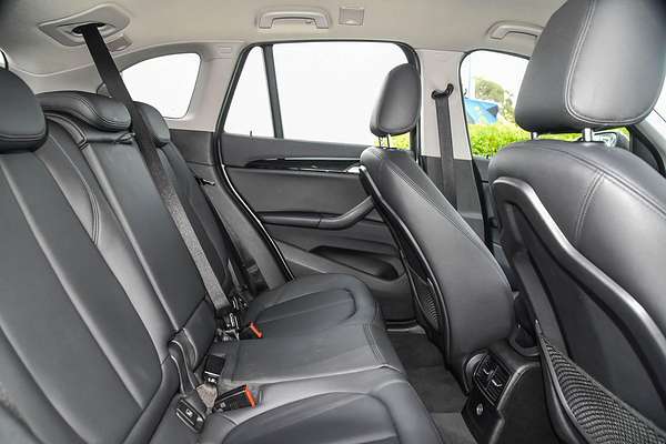 2015 BMW X1 xDrive20d F48