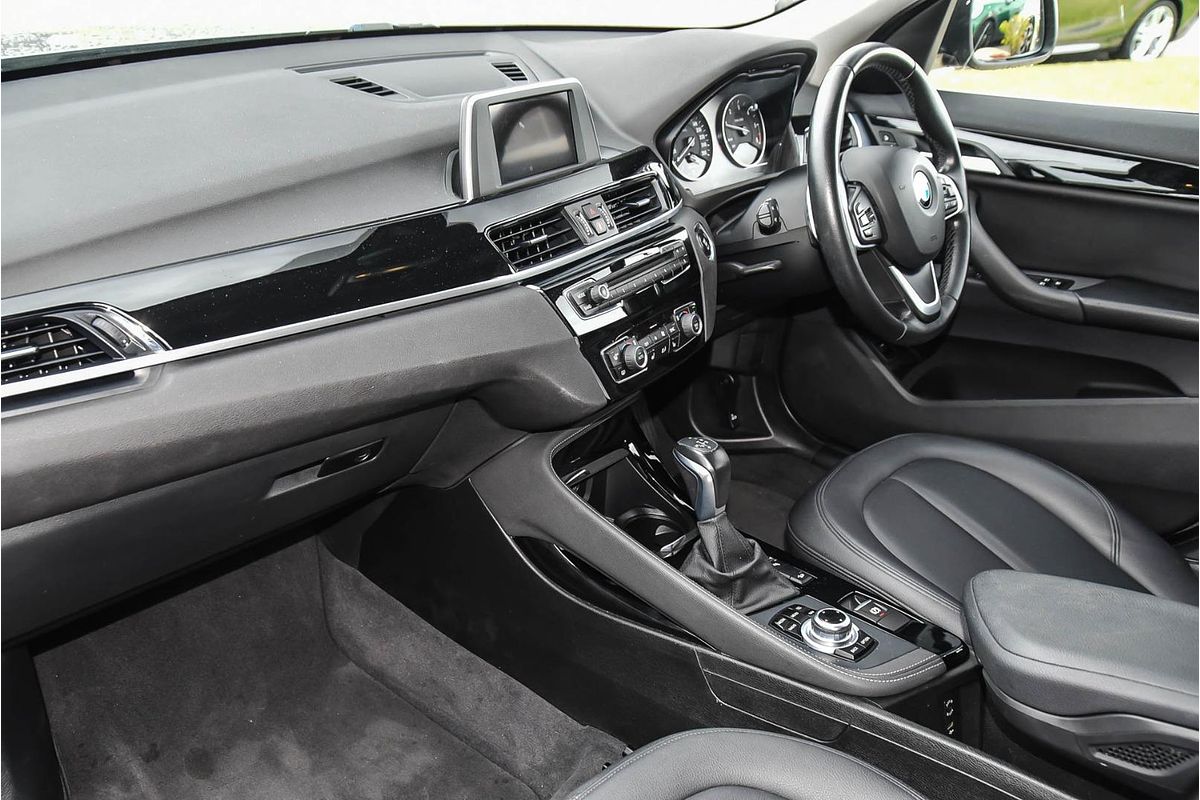 2015 BMW X1 xDrive20d F48