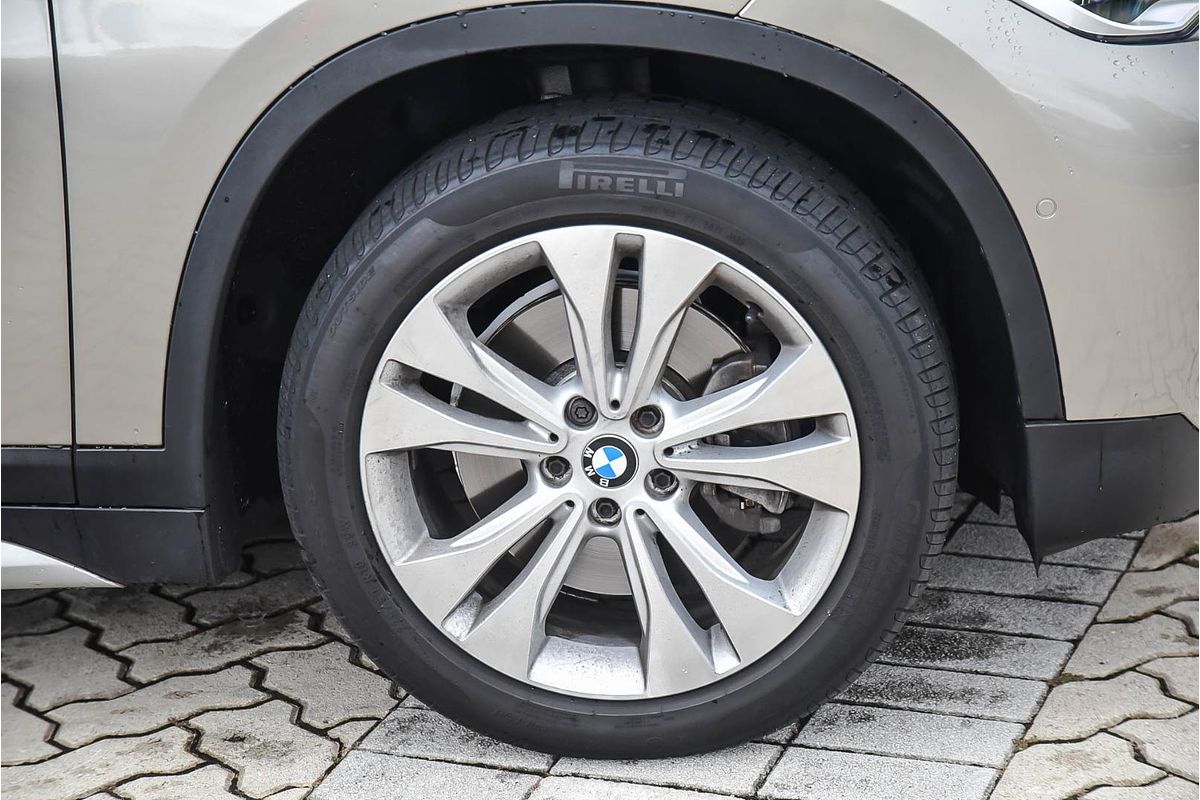 2015 BMW X1 xDrive20d F48